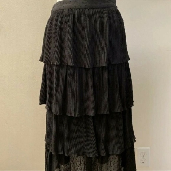 Zara Dresses & Skirts - Zara black midi skirt